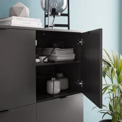 Studio Copenhagen Hochkommode Harma - Dunkelgrau 23 Studio Copenhagen Hochkommode Harma - Dunkelgrau -Wohnzimmermöbel boutique en ligne 1000007066 200402 18274400007 DETAILS P000000001000007066