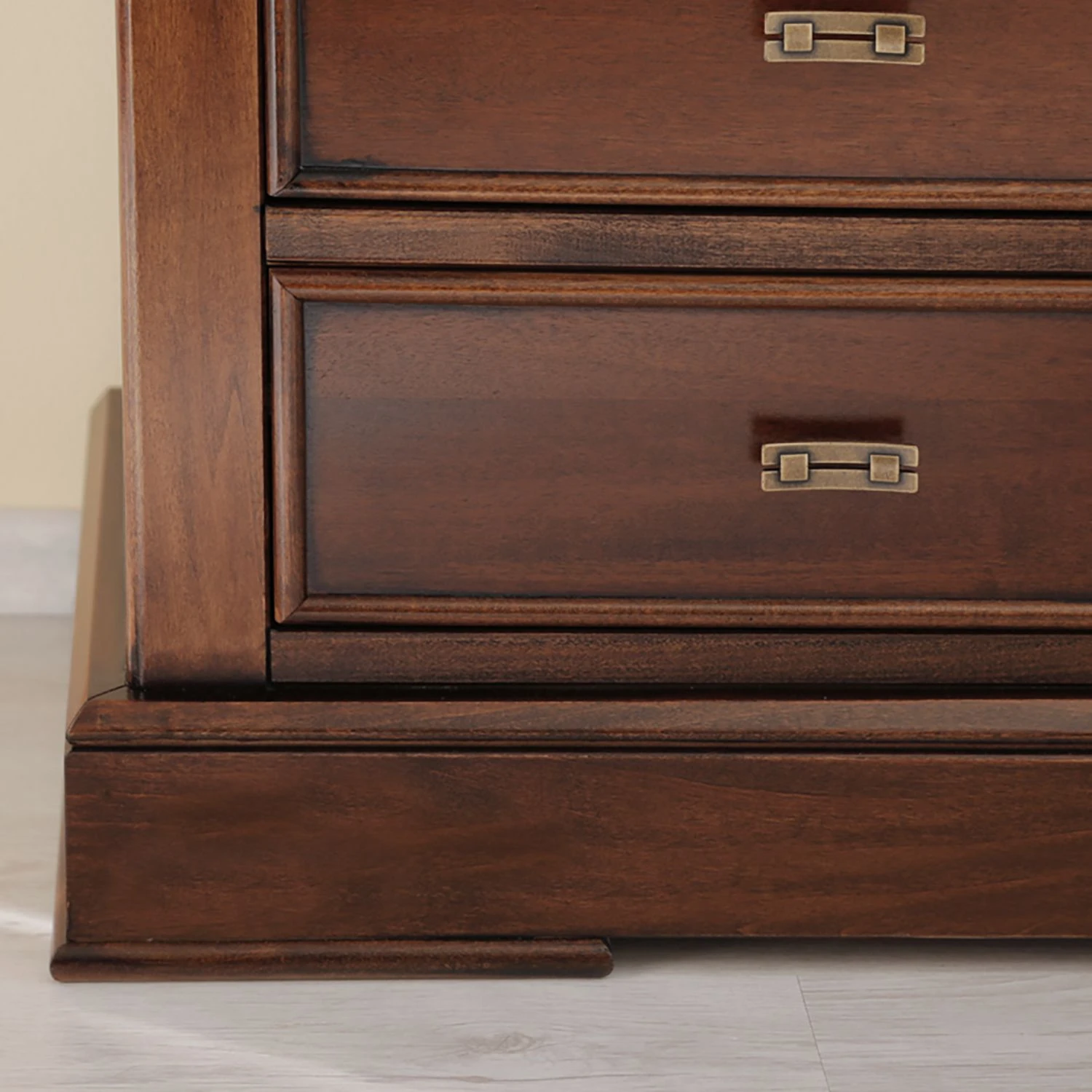 Montreux Vitrinenschrank Siena - Ayous teilmassiv - Antikbraun 6 Montreux Vitrinenschrank Siena - Ayous teilmassiv - Antikbraun – Bild 6