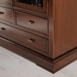 Montreux Vitrinenschrank Siena - Ayous teilmassiv - Antikbraun 28 Montreux Vitrinenschrank Siena - Ayous teilmassiv - Antikbraun -Wohnzimmermöbel boutique en ligne 1000017527 130 GALLERYIMAGES P000000001000017527