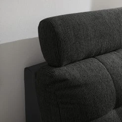 Fredriks Wohnlandschaft Puntiro I - Kunstleder Lilo / Strukturstoff Satur: Schwarz / Anthrazit - Longchair davorstehend links / Ottomane rechts 50 Fredriks Wohnlandschaft Puntiro I - Kunstleder Lilo / Strukturstoff Satur: Schwarz / Anthrazit - Longchair davorstehend links / Ottomane rechts -Wohnzimmermöbel boutique en ligne 1000021540 210614 18402100132 DETAILS P000000001000021540