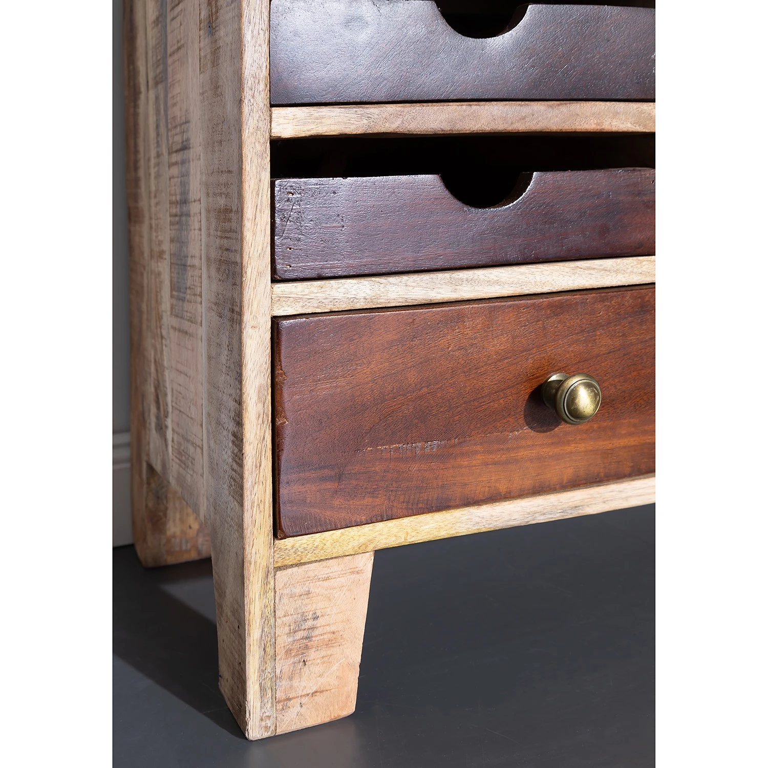 Ars manufacti Kommode Curenna I - Mango teilmassiv - Mango / Braun 10 Ars manufacti Kommode Curenna I - Mango teilmassiv - Mango / Braun – Bild 10