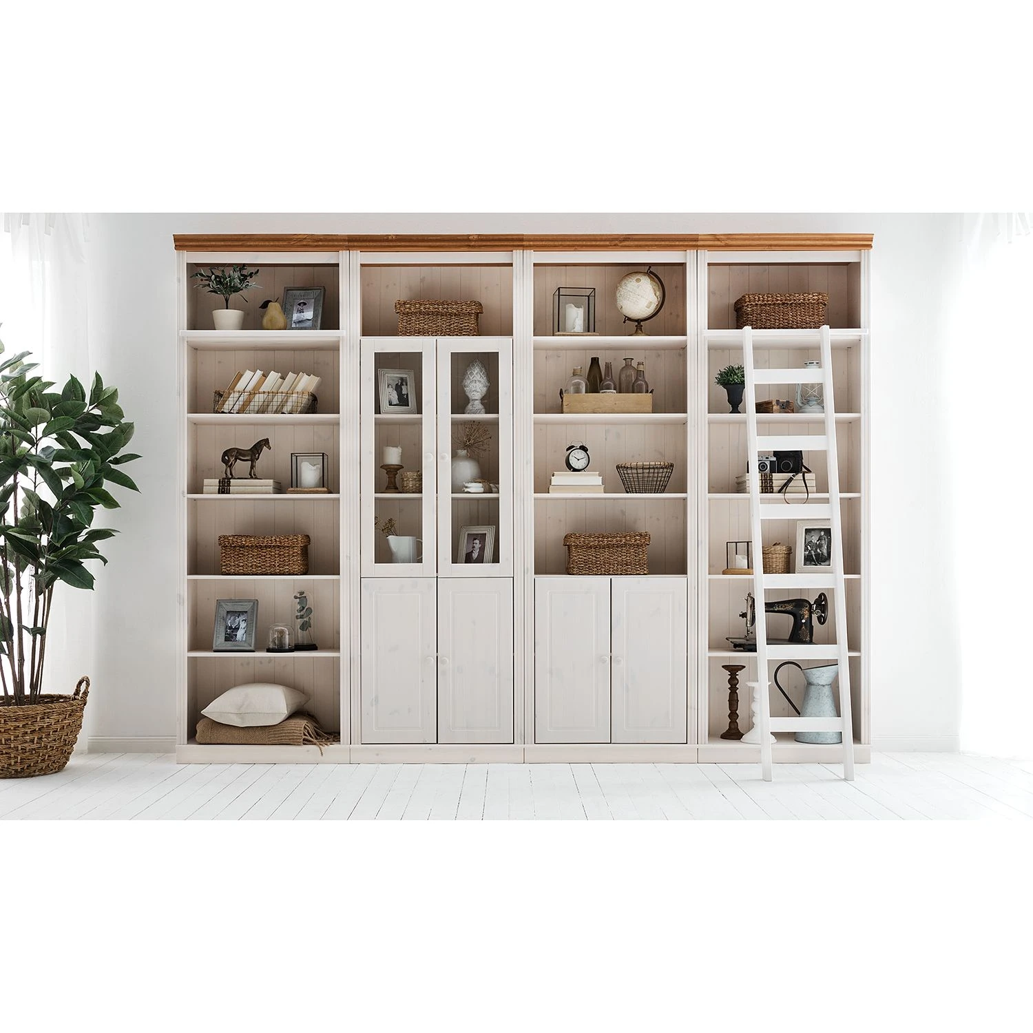 Maison Belfort Bücherwand Lillehammer IV - Kiefer massiv - Kiefer Weiß / Kiefer Honig 2 Maison Belfort Bücherwand Lillehammer IV - Kiefer massiv - Kiefer Weiß / Kiefer Honig – Bild 2