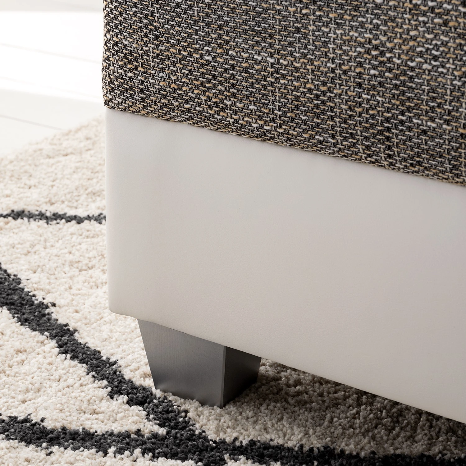 Fredriks Ecksofa Dublin II - (mit Schlaffunktion / beidseitig montierbar) - Kunstleder/Strukturstoff - Weiß / Grau 17 Fredriks Ecksofa Dublin II - (mit Schlaffunktion / beidseitig montierbar) - Kunstleder/Strukturstoff - Weiß / Grau – Bild 17