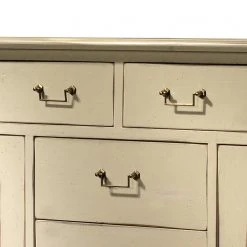Maison Belfort Sideboard Azjana - Pinie massiv - Elfenbein 8 Maison Belfort Sideboard Azjana - Pinie massiv - Elfenbein -Wohnzimmermöbel boutique en ligne 1000084283 201004 11300900223 DETAILS P000000001000084283