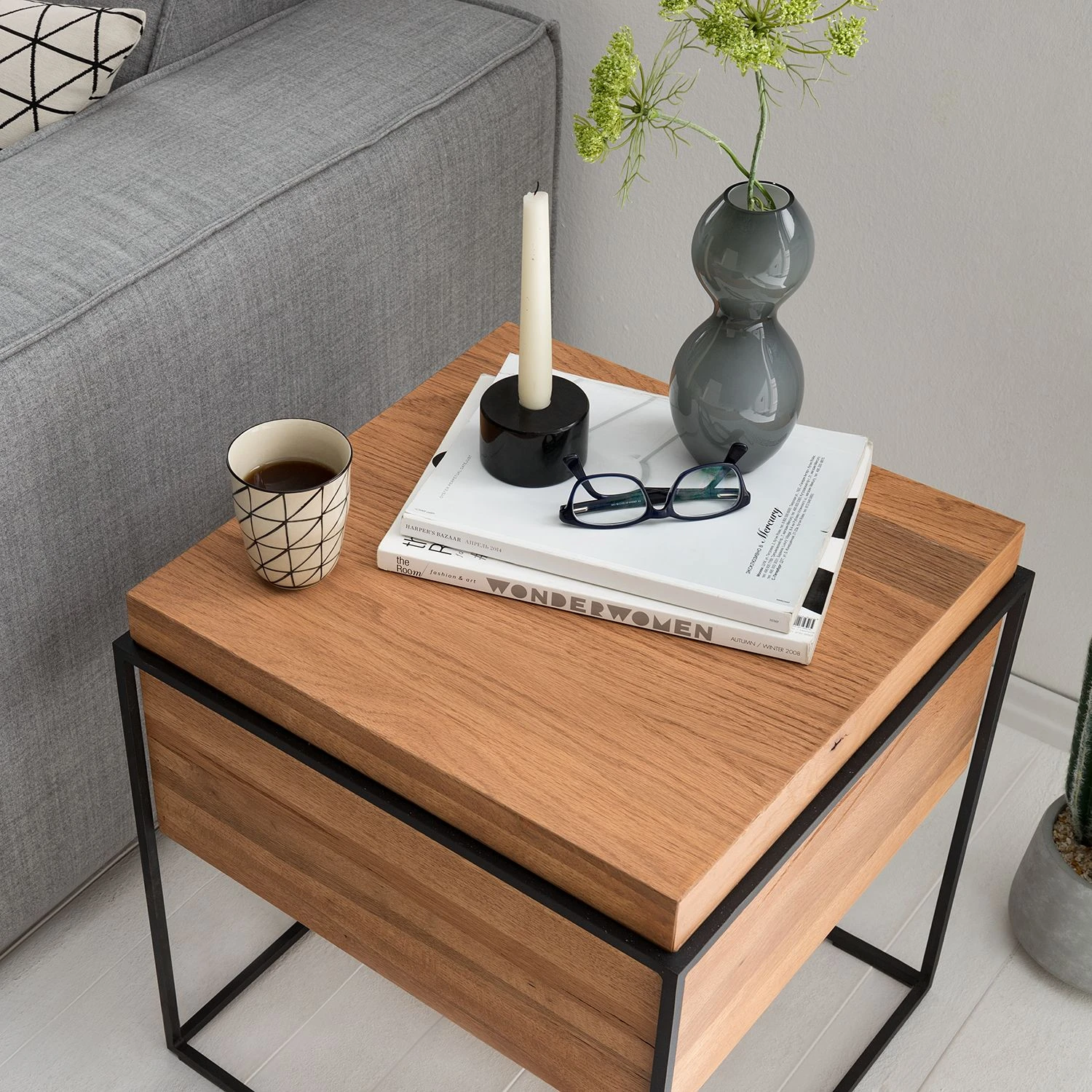 Studio Copenhagen Beistelltisch Cubus I - Eiche Massiv / Metall - Eiche 12 Studio Copenhagen Beistelltisch Cubus I - Eiche Massiv / Metall - Eiche – Bild 12