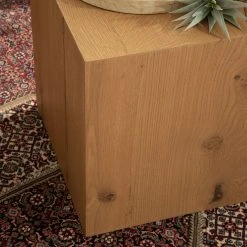 Studio Copenhagen Beistelltisch Cubus II - Echtholzfurnier - Eiche -Wohnzimmermöbel boutique en ligne 1000117153 181123 07374600023 GALLERYIMAGES P000000001000117153