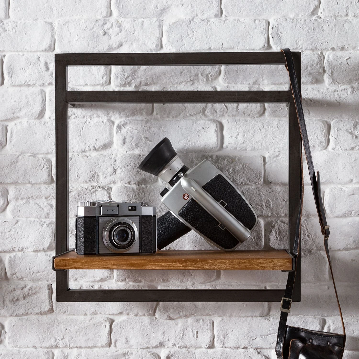 Ars manufacti Wandregal Manchester - Akazie massiv / Metall - Akazie / Anthrazit - 40 x 40 cm 3 Ars manufacti Wandregal Manchester - Akazie massiv / Metall - Akazie / Anthrazit - 40 x 40 cm – Bild 3