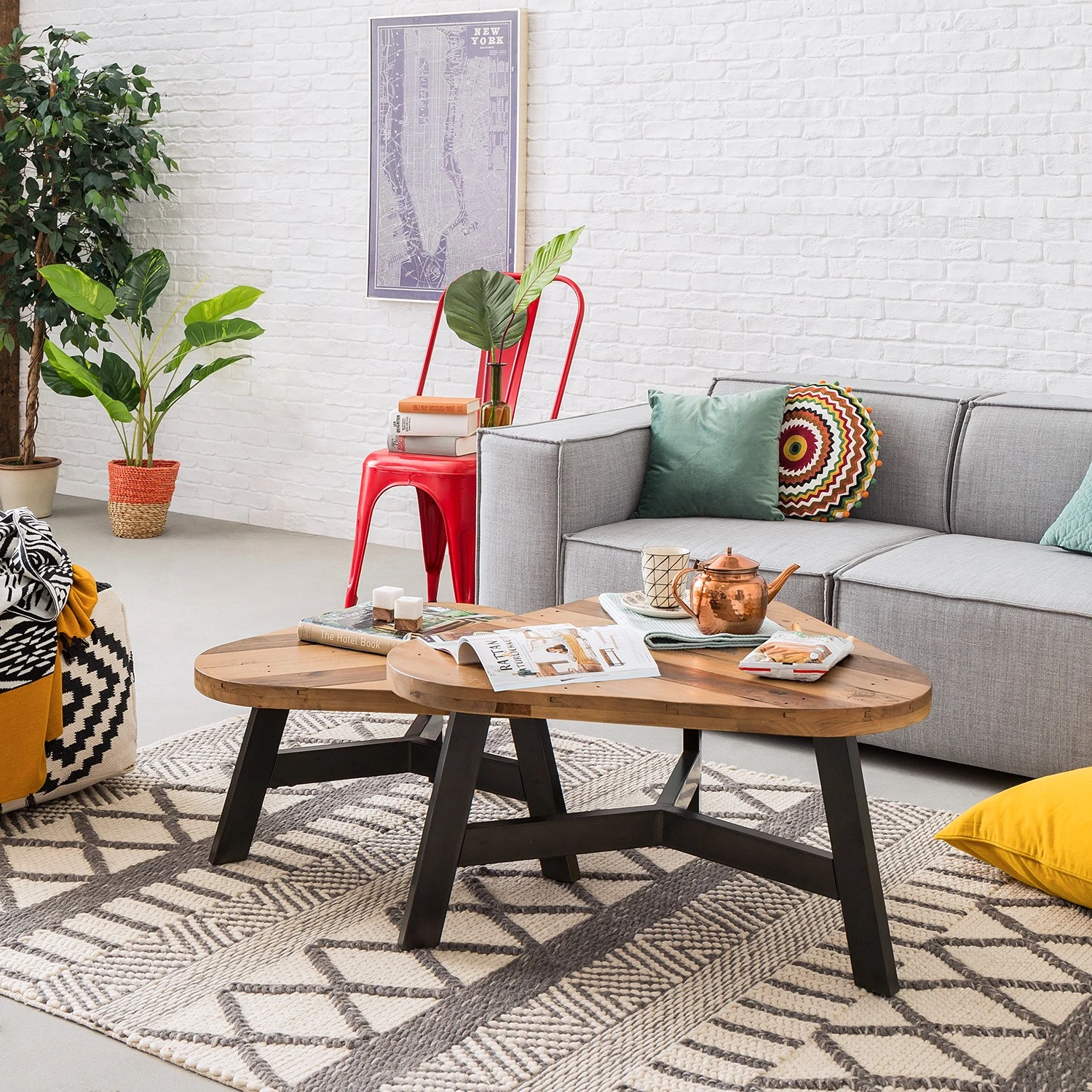 Ars manufacti Couchtisch Tamati II - Altholz Pinie / Metall - Pinie Dunkel / Schwarz 2 Ars manufacti Couchtisch Tamati II - Altholz Pinie / Metall - Pinie Dunkel / Schwarz – Bild 2