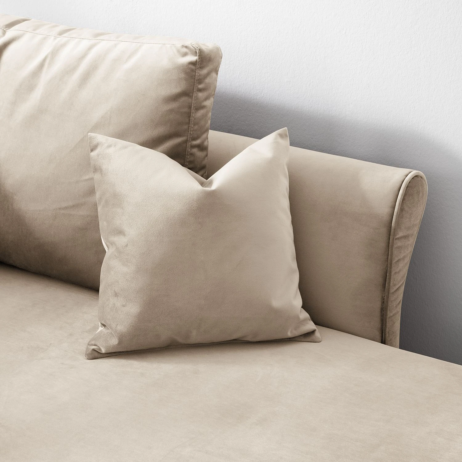 Jack & Alice Recamiere Habay - Microfaser - Hellbeige - Armlehne davorstehend links 13 Jack & Alice Recamiere Habay - Microfaser - Hellbeige - Armlehne davorstehend links – Bild 13