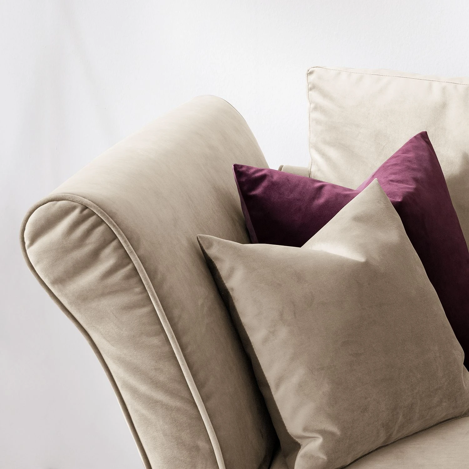 Jack & Alice Recamiere Habay - Microfaser - Hellbeige - Armlehne davorstehend links 14 Jack & Alice Recamiere Habay - Microfaser - Hellbeige - Armlehne davorstehend links – Bild 14