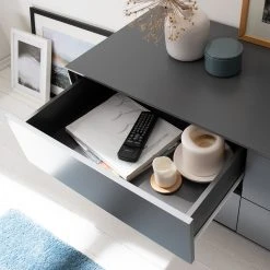 Mørteens Sideboard Lindholm V - Eiche teilmassiv - Grau / Eiche 26 Mørteens Sideboard Lindholm V - Eiche teilmassiv - Grau / Eiche -Wohnzimmermöbel boutique en ligne 1000119258 190214 13124700015 GALLERYIMAGES P000000001000119258