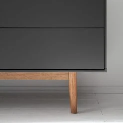 Mørteens Sideboard Lindholm V - Eiche teilmassiv - Grau / Eiche 27 Mørteens Sideboard Lindholm V - Eiche teilmassiv - Grau / Eiche -Wohnzimmermöbel boutique en ligne 1000119258 190214 13124700016 GALLERYIMAGES P000000001000119258