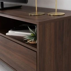 Mørteens TV-Lowboard Gjora III - Gummibaum teilmassiv - Walnuss -Wohnzimmermöbel boutique en ligne 1000123475 190321 17262600027 GALLERYIMAGES P000000001000123475