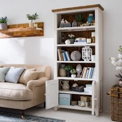 Maison Belfort Bücherregal Balignton I - Kiefer massiv - Weiß / Kiefer -Wohnzimmermöbel boutique en ligne 1000123499 211116 12462000067 MOOD DETAILS P000000001000123499 mood