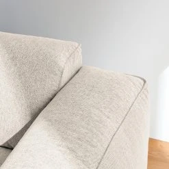 Studio Copenhagen Ecksofa HUDSON 1,5-Sitzer mit Longchair - Webstoff Saia: Beige - Longchair davorstehend links 30 Studio Copenhagen Ecksofa HUDSON 1,5-Sitzer mit Longchair - Webstoff Saia: Beige - Longchair davorstehend links -Wohnzimmermöbel boutique en ligne 1000123836 190916 13150900024 DETAILS P000000001000123836 1