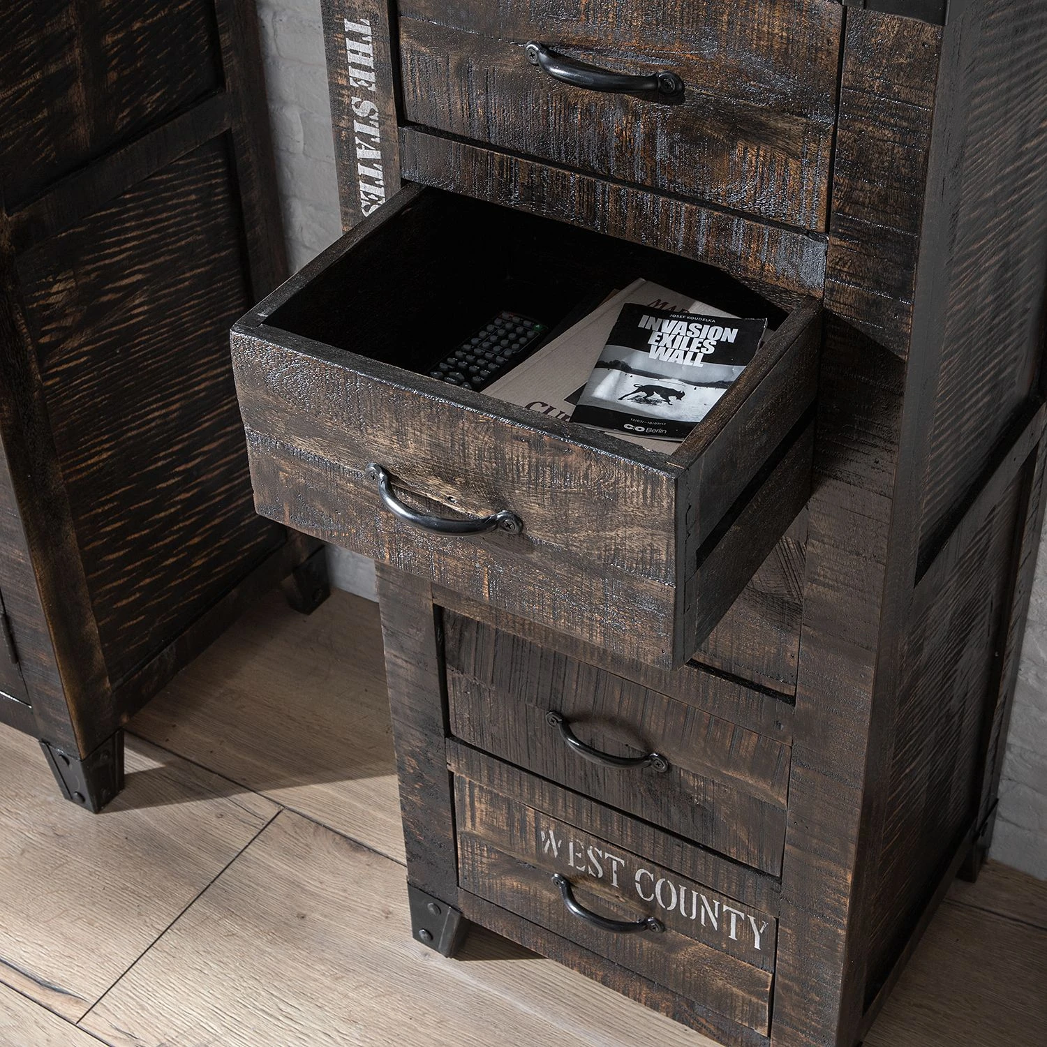 Ars manufacti Kommode Keyport - Mango massiv 10 Ars manufacti Kommode Keyport - Mango massiv – Bild 10