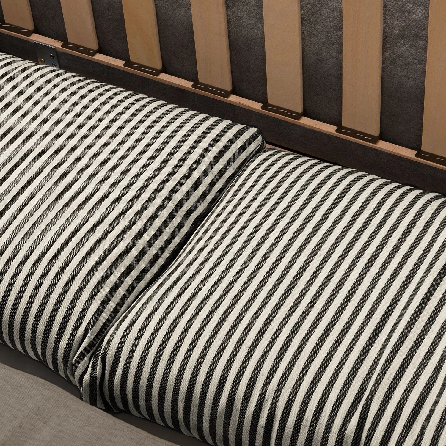 Maison Belfort Schlafsofa Latina XV - Webstoff - Taupe - Breite: 150 cm 14 Maison Belfort Schlafsofa Latina XV - Webstoff - Taupe - Breite: 150 cm – Bild 14