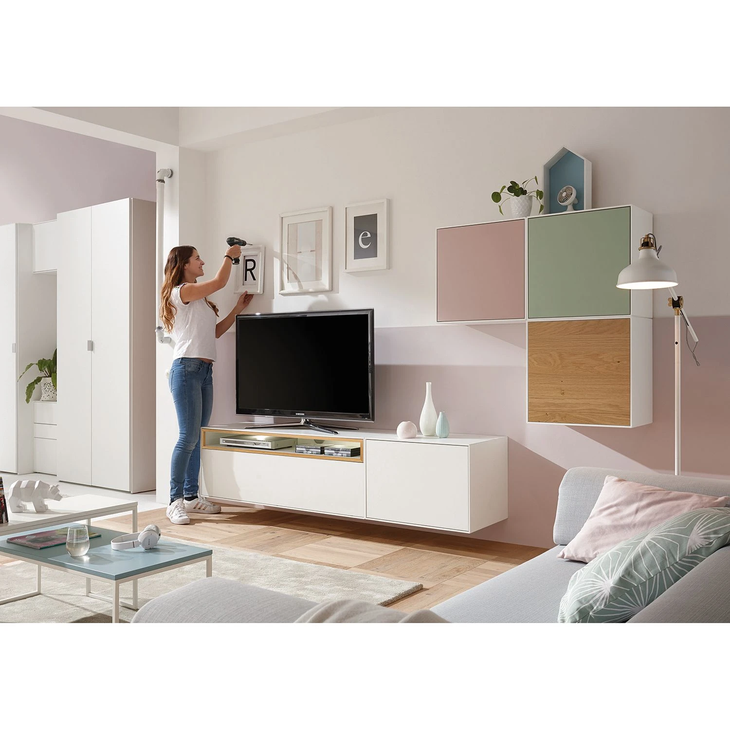 Now! by hülsta Wohnwand hülsta now easy I (5-teilig) - Lack Reinweiß / Natureiche 2 Now! by hülsta Wohnwand hülsta now easy I (5-teilig) - Lack Reinweiß / Natureiche – Bild 2