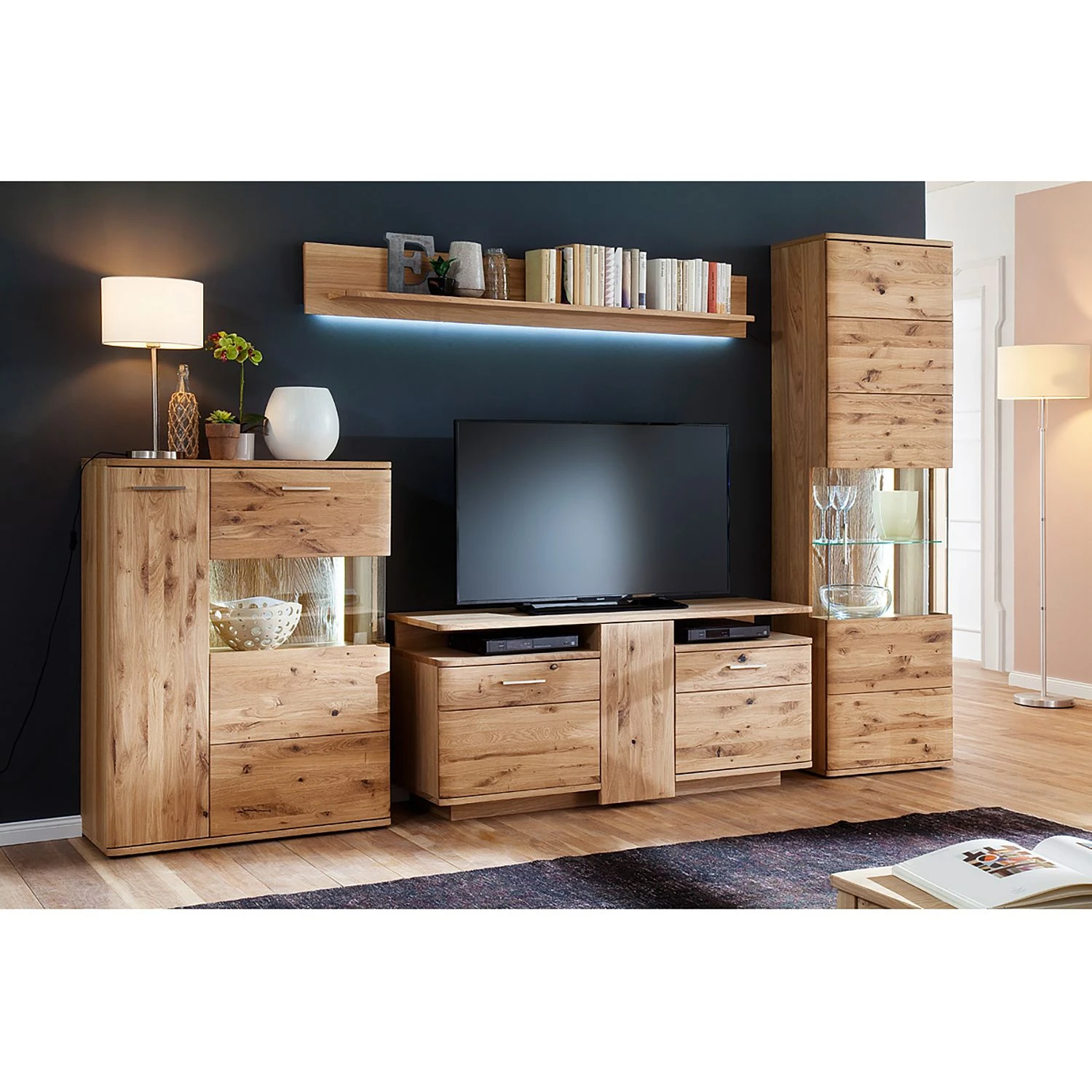 Naturoo Standvitrine Ristiina - Eiche teilmassiv - Eiche Bianco / Eiche Bianco Dekor - Glastür rechts 2 Naturoo Standvitrine Ristiina - Eiche teilmassiv - Eiche Bianco / Eiche Bianco Dekor - Glastür rechts – Bild 2