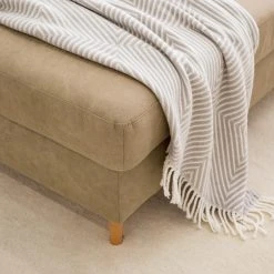 Ars Natura Recamiere Hillarys III - Antiklederlook - Latte Macchiato - Breite: 110 cm - Armlehne davorstehend rechts -Wohnzimmermöbel boutique en ligne 1000174362 220712 110 DETAILS P000000001000174362