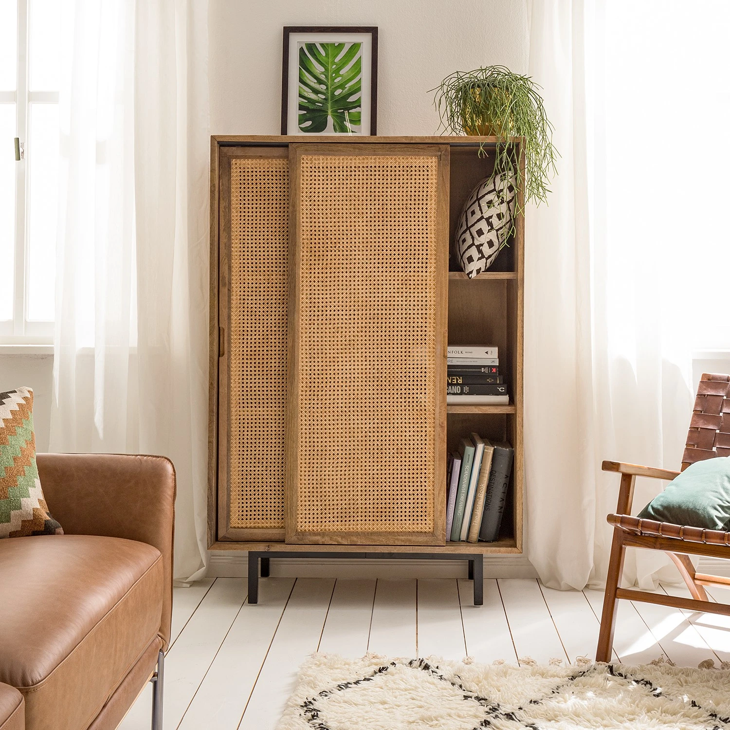 Ars manufacti Highboard Vina - Mango massiv / Wiener Geflecht - Mango / Schwarz 3 Ars manufacti Highboard Vina - Mango massiv / Wiener Geflecht - Mango / Schwarz – Bild 3