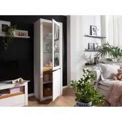 Naturoo Standvitrine Maceio I - Kiefer Massiv - Kiefer Weiß -Wohnzimmermöbel boutique en ligne 1000180119 190718 07592800014 MOOD DETAILS P000000001000180119 mood