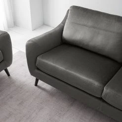 Jack & Alice Sofa Tennyson (3-Sitzer) - Samt - Grau 27 Jack & Alice Sofa Tennyson (3-Sitzer) - Samt - Grau -Wohnzimmermöbel boutique en ligne 1000180140 201030 05551400018 DETAILS P000000001000180140