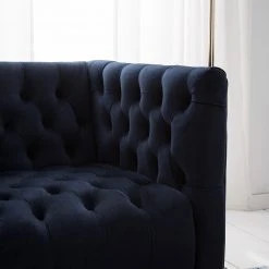 Jack & Alice Sessel Reynella - Samt - Marineblau 23 Jack & Alice Sessel Reynella - Samt - Marineblau -Wohnzimmermöbel boutique en ligne 1000180878 210202 11335300003 DETAILS P000000001000180878