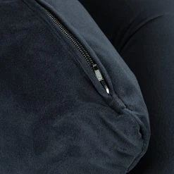 Maison Belfort Sessel Drysdale - Samt - Marineblau 34 Maison Belfort Sessel Drysdale - Samt - Marineblau -Wohnzimmermöbel boutique en ligne 1000180884 210129 13513500008 DETAILS P000000001000180884