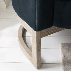 Maison Belfort Sessel Drysdale - Samt - Marineblau 28 Maison Belfort Sessel Drysdale - Samt - Marineblau -Wohnzimmermöbel boutique en ligne 1000180884 210430 12325800008 DETAILS P000000001000180884