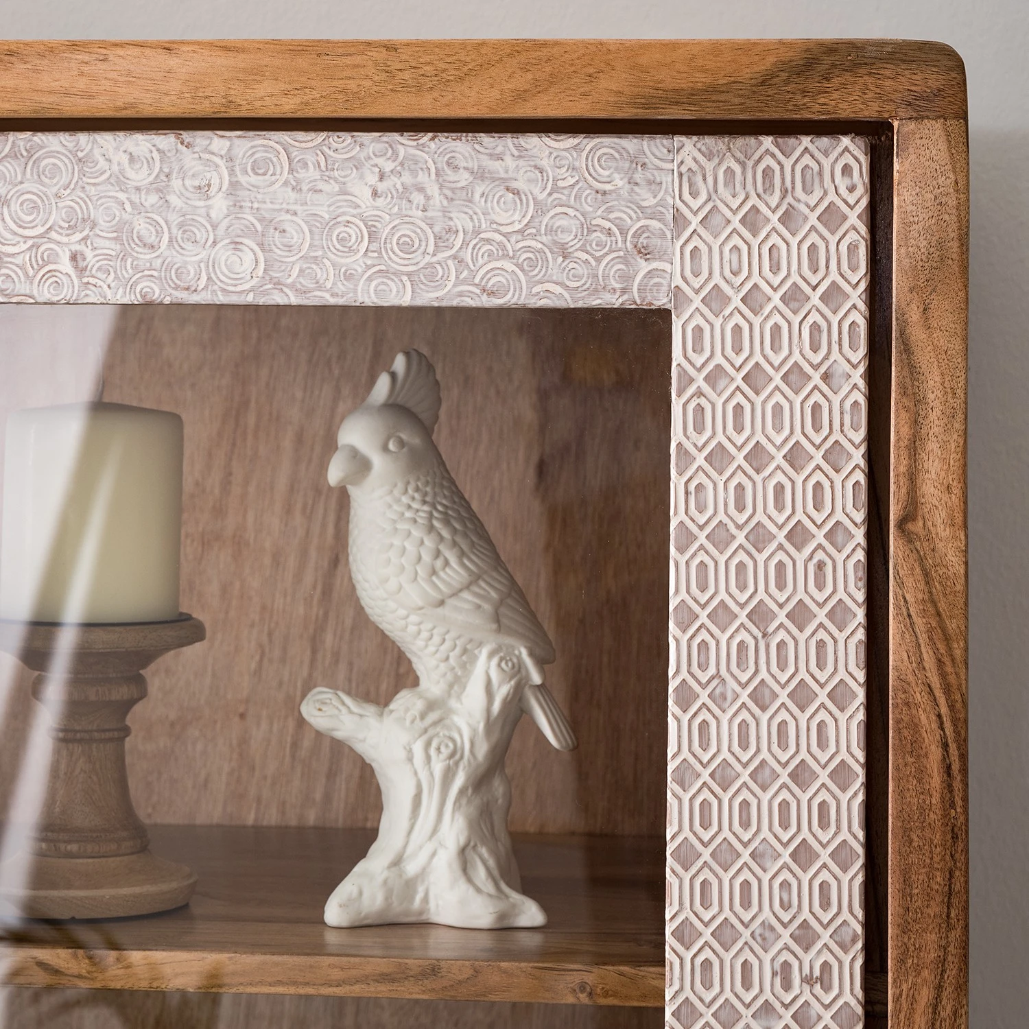 Ars manufacti Vitrinenschrank Buuda - Akazie massiv - Ecru / Akazie 3 Ars manufacti Vitrinenschrank Buuda - Akazie massiv - Ecru / Akazie – Bild 3