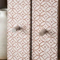 Ars manufacti Vitrinenschrank Buuda - Akazie massiv - Ecru / Akazie 25 Ars manufacti Vitrinenschrank Buuda - Akazie massiv - Ecru / Akazie -Wohnzimmermöbel boutique en ligne 1000182056 200227 06193200020 MOOD DETAILS P000000001000182056 mood