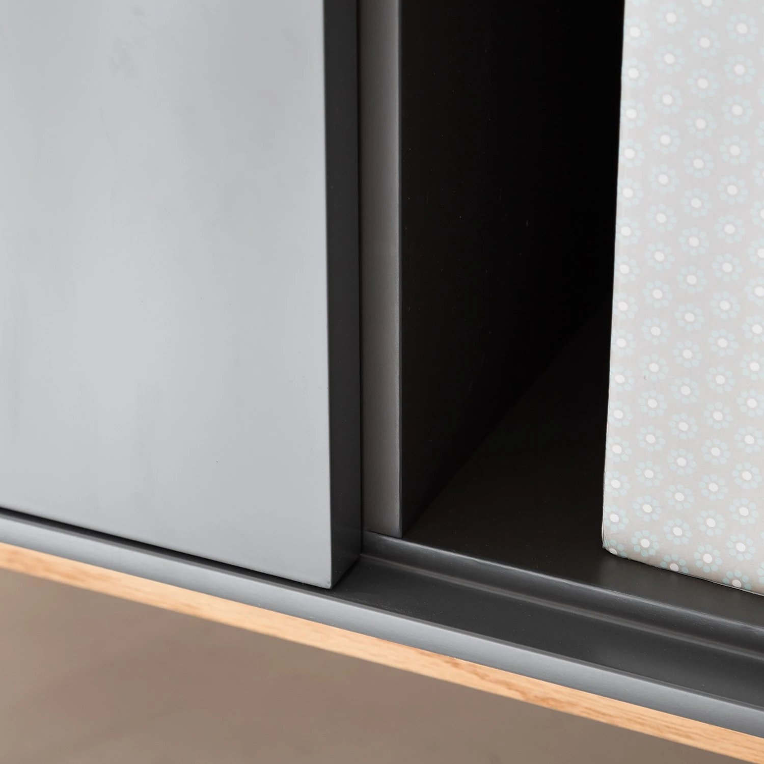 Mørteens Wohnwand Lindholm II (4-teilig) - Eiche teilmassiv - Grau 18 Mørteens Wohnwand Lindholm II (4-teilig) - Eiche teilmassiv - Grau – Bild 18