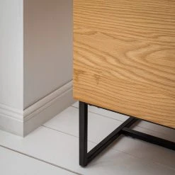 Ars Natura Sideboard Nozza I - Echtholzfurnier - Eiche / Schwarz 29 Ars Natura Sideboard Nozza I - Echtholzfurnier - Eiche / Schwarz -Wohnzimmermöbel boutique en ligne 1000182824 200306 14374700014 MOOD DETAILS P000000001000182824 mood