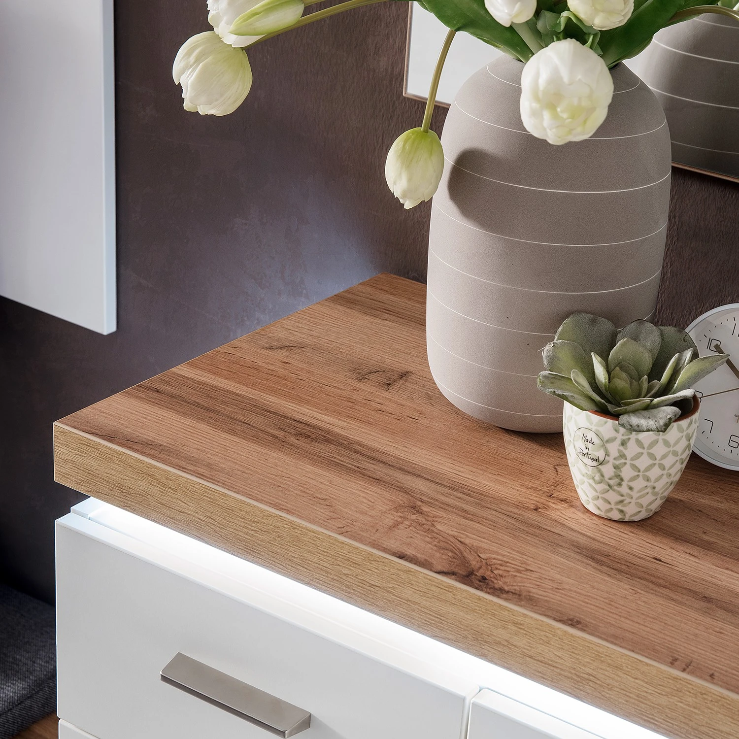 Loftscape Schuhkommode Mundai - Inkl. Beleuchtung - Weiß / Eiche Wotan Dekor 6 Loftscape Schuhkommode Mundai - Inkl. Beleuchtung - Weiß / Eiche Wotan Dekor – Bild 6