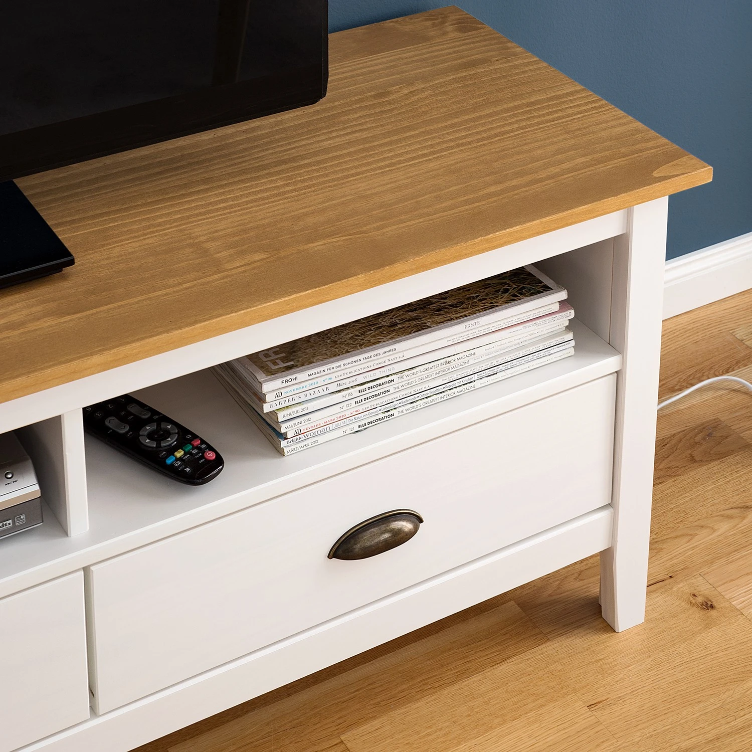 Maison Belfort TV-Lowboard Rivery - Kiefer massiv - Weiß 10 Maison Belfort TV-Lowboard Rivery - Kiefer massiv - Weiß – Bild 10