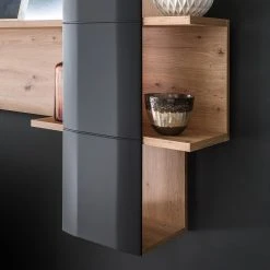 Naturoo Wohnwand Callington II (3-teilig) - Balkeneiche Dekor / Anthrazit 15 Naturoo Wohnwand Callington II (3-teilig) - Balkeneiche Dekor / Anthrazit -Wohnzimmermöbel boutique en ligne 1000189552 190925 06354600029 DETAILS P000000001000189552