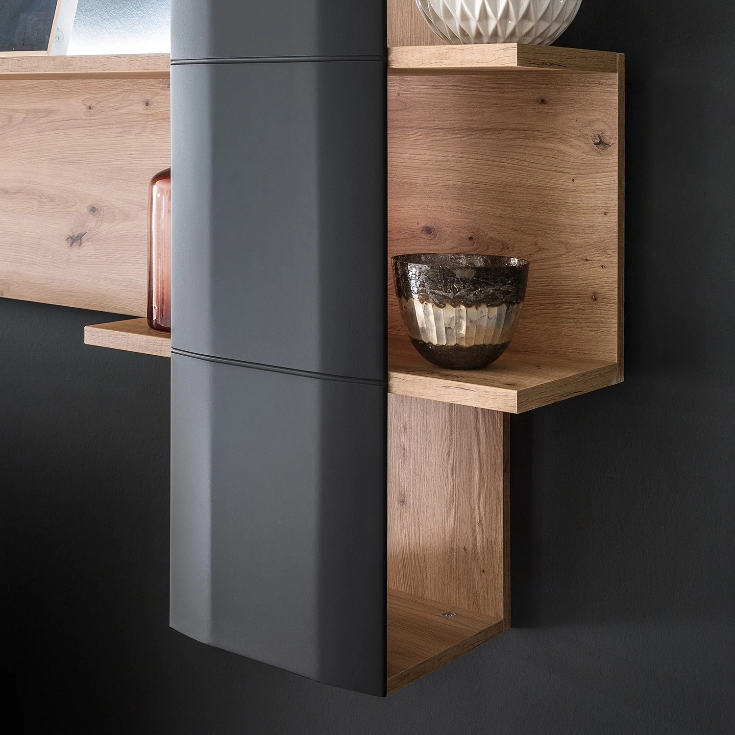 Naturoo Wohnwand Callington II (3-teilig) - Balkeneiche Dekor / Anthrazit 8 Naturoo Wohnwand Callington II (3-teilig) - Balkeneiche Dekor / Anthrazit – Bild 8