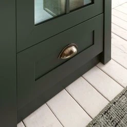 Ridgevalley Standvitrine Beauville - Moosgrün / Gold 15 Ridgevalley Standvitrine Beauville - Moosgrün / Gold -Wohnzimmermöbel boutique en ligne 1000196320 191127 09002900026 DETAILS P000000001000196320