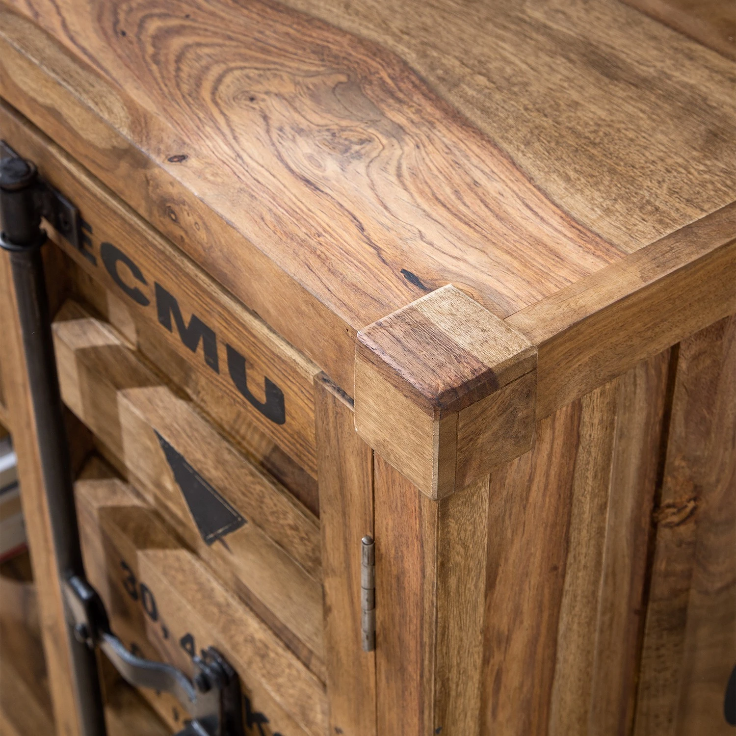 Wolf-Möbel TV-Lowboard Container - Sheesham massiv 20 Wolf-Möbel TV-Lowboard Container - Sheesham massiv – Bild 20