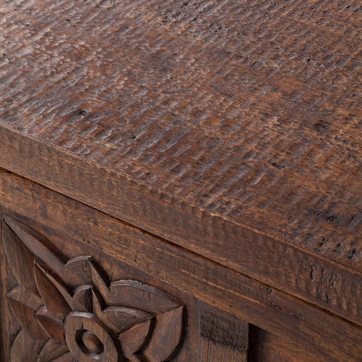 Wolf-Möbel Kommode Carving - Akazie massiv / Metall - Akazie / Schwarz 11 Wolf-Möbel Kommode Carving - Akazie massiv / Metall - Akazie / Schwarz – Bild 11