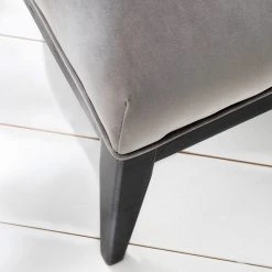 Jack & Alice Sessel Burke II - Samt - Grau 32 Jack & Alice Sessel Burke II - Samt - Grau -Wohnzimmermöbel boutique en ligne 1000208625 210310 12433700011 DETAILS P000000001000208625