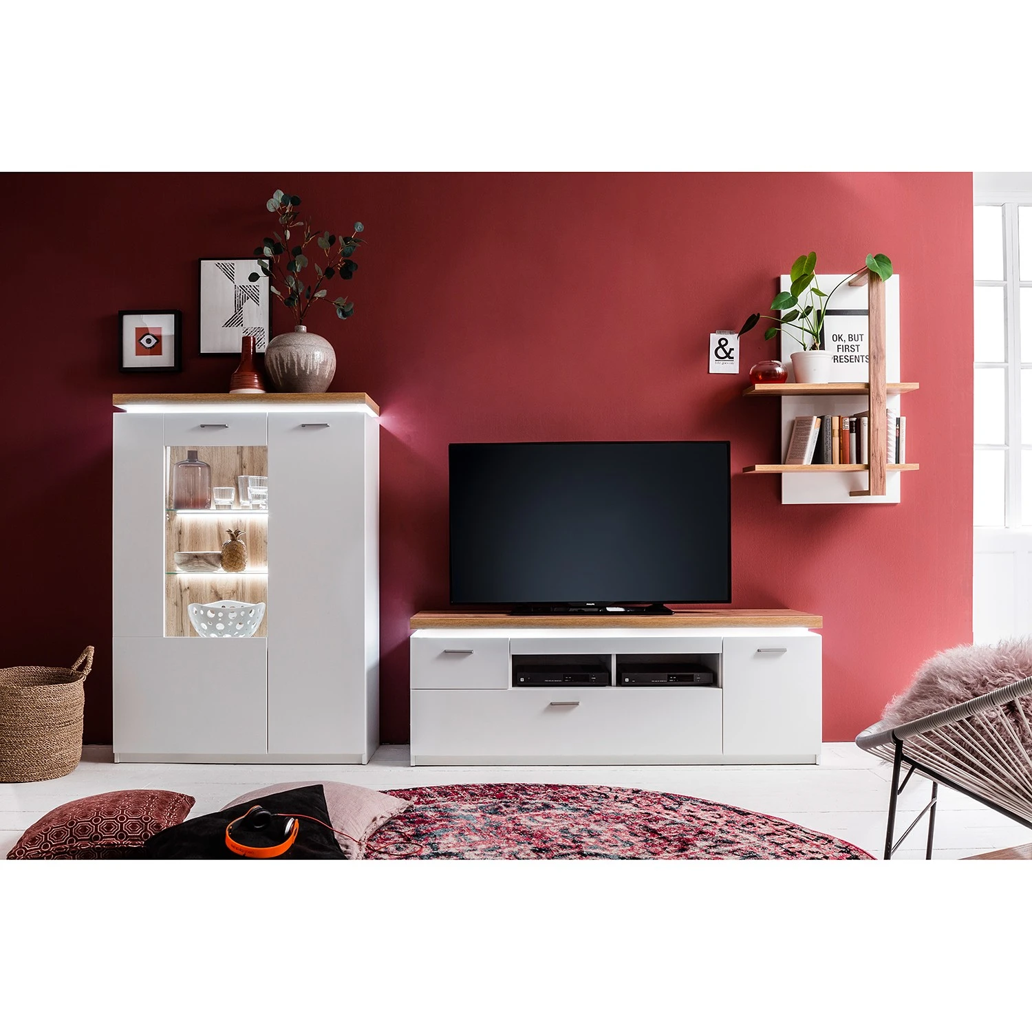 Loftscape Wohnwand Mundai II (3-teilig) - Inkl. Beleuchtung - Weiß / Eiche Wotan Dekor 1 Loftscape Wohnwand Mundai II (3-teilig) - Inkl. Beleuchtung - Weiß / Eiche Wotan Dekor