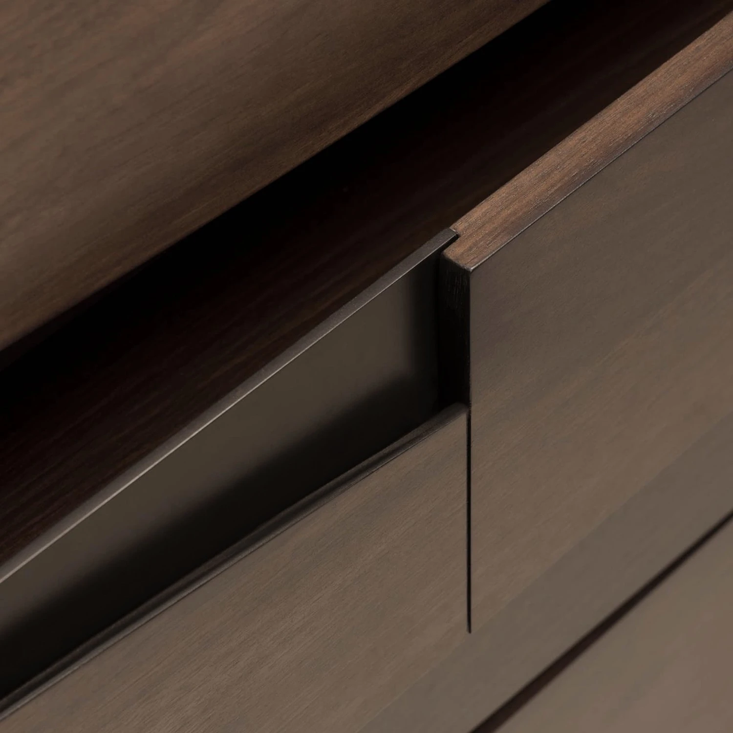 Red Living Kommode Kluuvi I - Echtholzfurnier - Walnuss / Schwarz 8 Red Living Kommode Kluuvi I - Echtholzfurnier - Walnuss / Schwarz – Bild 8