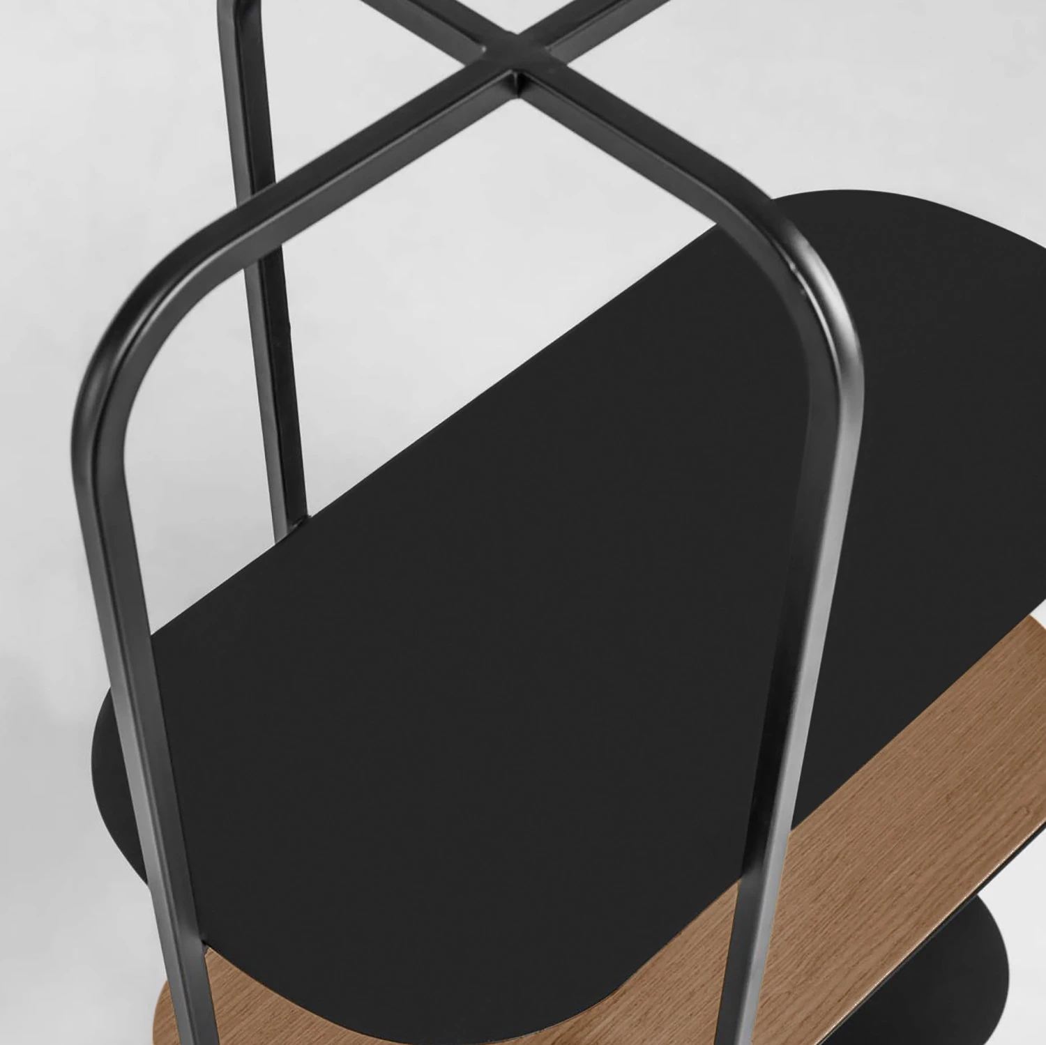 Red Living Regal Laukaa - Stahl / Echtholzfurnier - Schwarz / Walnuss 5 Red Living Regal Laukaa - Stahl / Echtholzfurnier - Schwarz / Walnuss – Bild 5