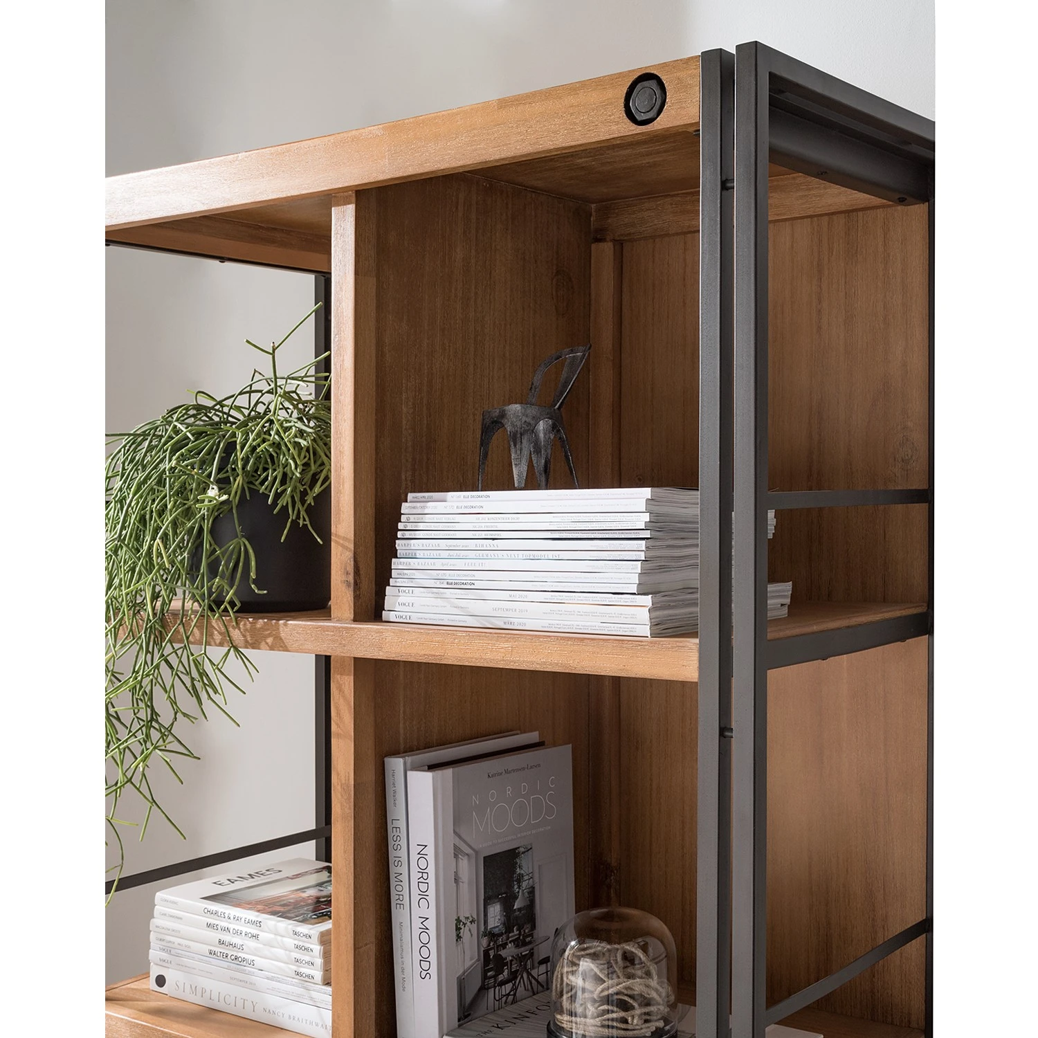 Ars manufacti Regal Manchester VII - Akazie massiv / Metall - Akazie / Anthrazit 9 Ars manufacti Regal Manchester VII - Akazie massiv / Metall - Akazie / Anthrazit – Bild 9