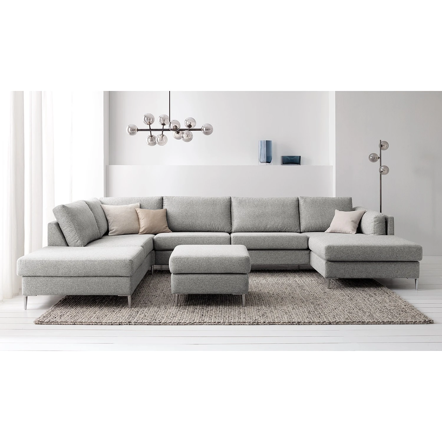 Studio Copenhagen Wohnlandschaft COSO Classic+ - Webstoff Inze: Hellgrau - Longchair davorstehend rechts / Ottomane links - Bettkasten - Chrom glänzend 4 Studio Copenhagen Wohnlandschaft COSO Classic+ - Webstoff Inze: Hellgrau - Longchair davorstehend rechts / Ottomane links - Bettkasten - Chrom glänzend – Bild 4