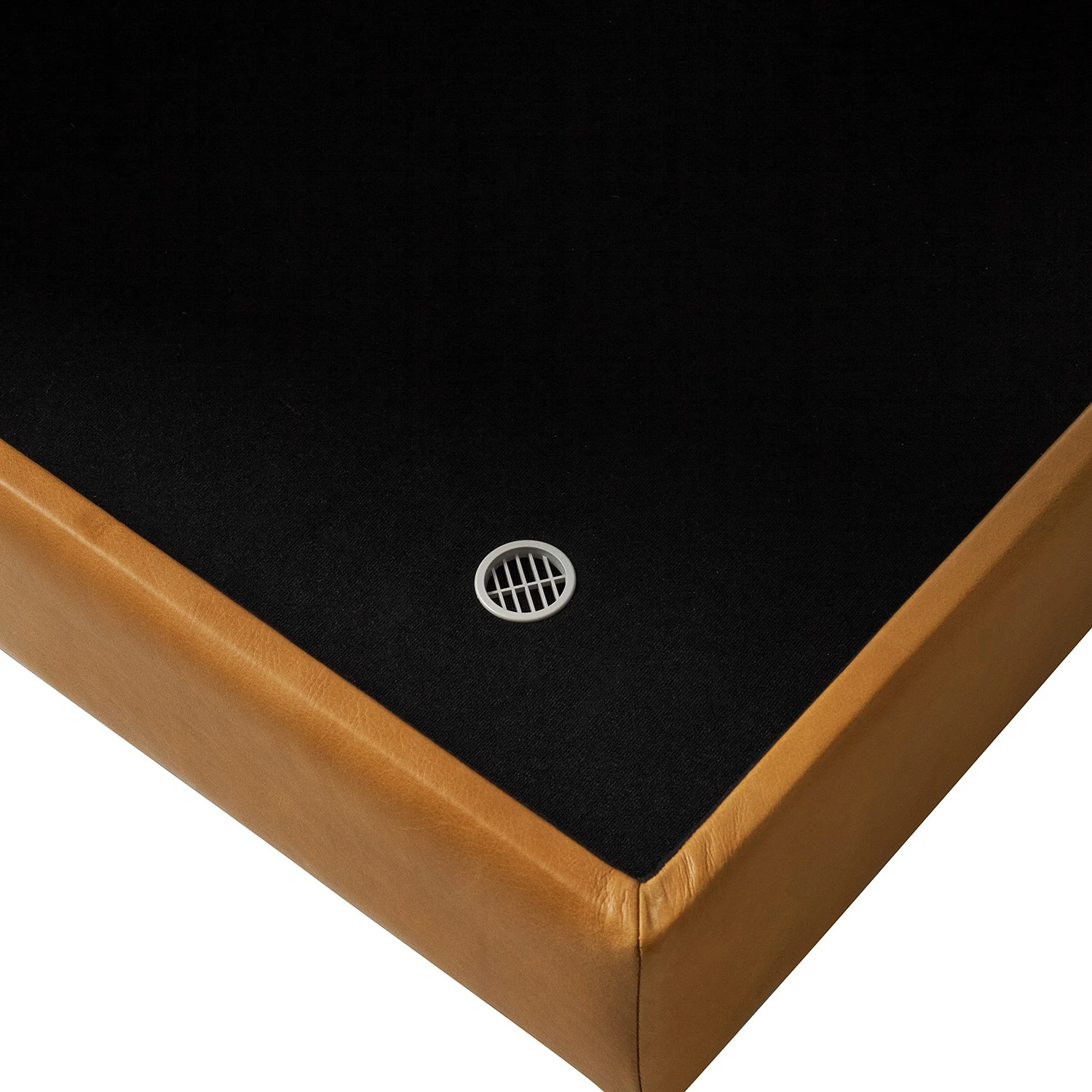 Studio Copenhagen Wohnlandschaft COSO Classic+ - Echtleder Taru: Hellbraun - Longchair davorstehend rechts / Ottomane links - Bettkasten - Chrom glänzend 26 Studio Copenhagen Wohnlandschaft COSO Classic+ - Echtleder Taru: Hellbraun - Longchair davorstehend rechts / Ottomane links - Bettkasten - Chrom glänzend – Bild 26