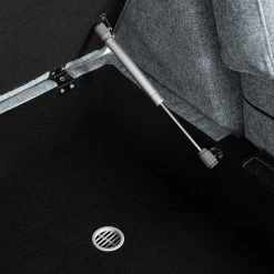 Studio Copenhagen Ecksofa COSO Classic+ mit Ottomane - Webstoff Inze: Graublau - Breite: 245 cm - Ottomane davorstehend links - Bettkasten - Eiche Dunkel 48 Studio Copenhagen Ecksofa COSO Classic+ mit Ottomane - Webstoff Inze: Graublau - Breite: 245 cm - Ottomane davorstehend links - Bettkasten - Eiche Dunkel -Wohnzimmermöbel boutique en ligne 1000212851 200825 13003200844 DETAILS P000000001000212851