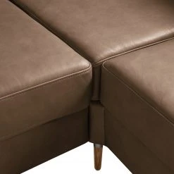 Studio Copenhagen Ecksofa COSO Classic+ mit Ottomane - Echtleder Taru: Nougat - Breite: 245 cm - Ottomane davorstehend rechts - Bettkasten - Eiche Dunkel 52 Studio Copenhagen Ecksofa COSO Classic+ mit Ottomane - Echtleder Taru: Nougat - Breite: 245 cm - Ottomane davorstehend rechts - Bettkasten - Eiche Dunkel -Wohnzimmermöbel boutique en ligne 1000212869 200825 13330000563 DETAILS P000000001000212869